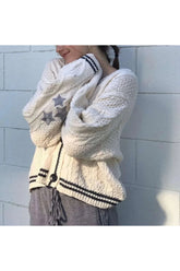 Pull brodé d'étoiles d'automne
